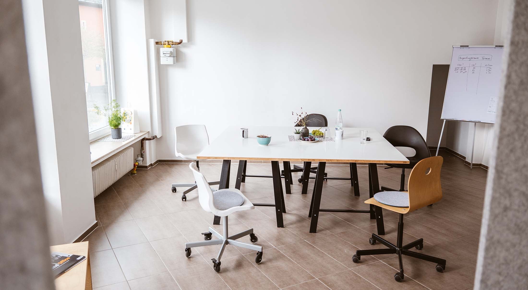 Coworking-Space-Eifel-Besprechungsbereich